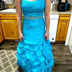 Light blue mermaid style prom dress